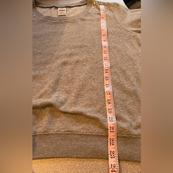 PINK V/S Grey Silver Studded Sweatshirt Size Large - Picture 9 of 10